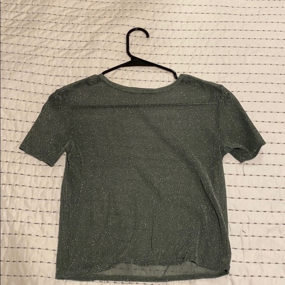 Crop top - Picture 1 of 2